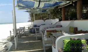 Restaurant Sand of Nomad - Villa-Kuishi - Diani Beach - Kenia - Ihr exklusives Ferienhaus unter der Sonne Ostafrikas